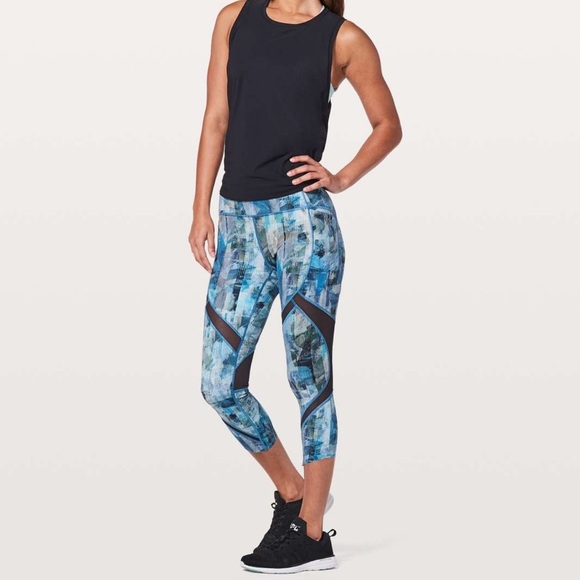Lululemon Athletica Blue and Black Patterned Leggings - Picture 1 of 6